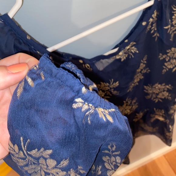 Blue Abercrombie blouse - Picture 4 of 4